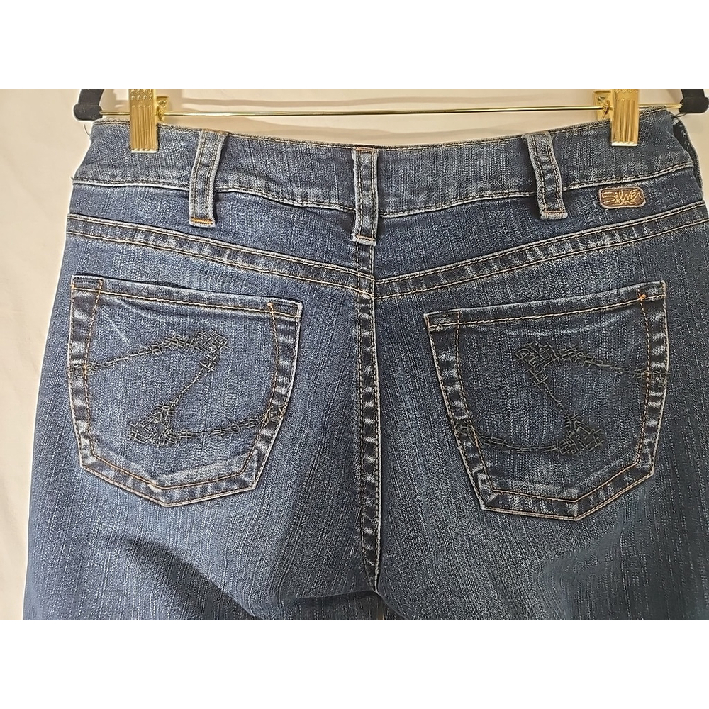 Silver Suki Bootcut Jeans Size 30 Low Rise Mid Wash Flare Denim Fitted - Picture 5 of 7
